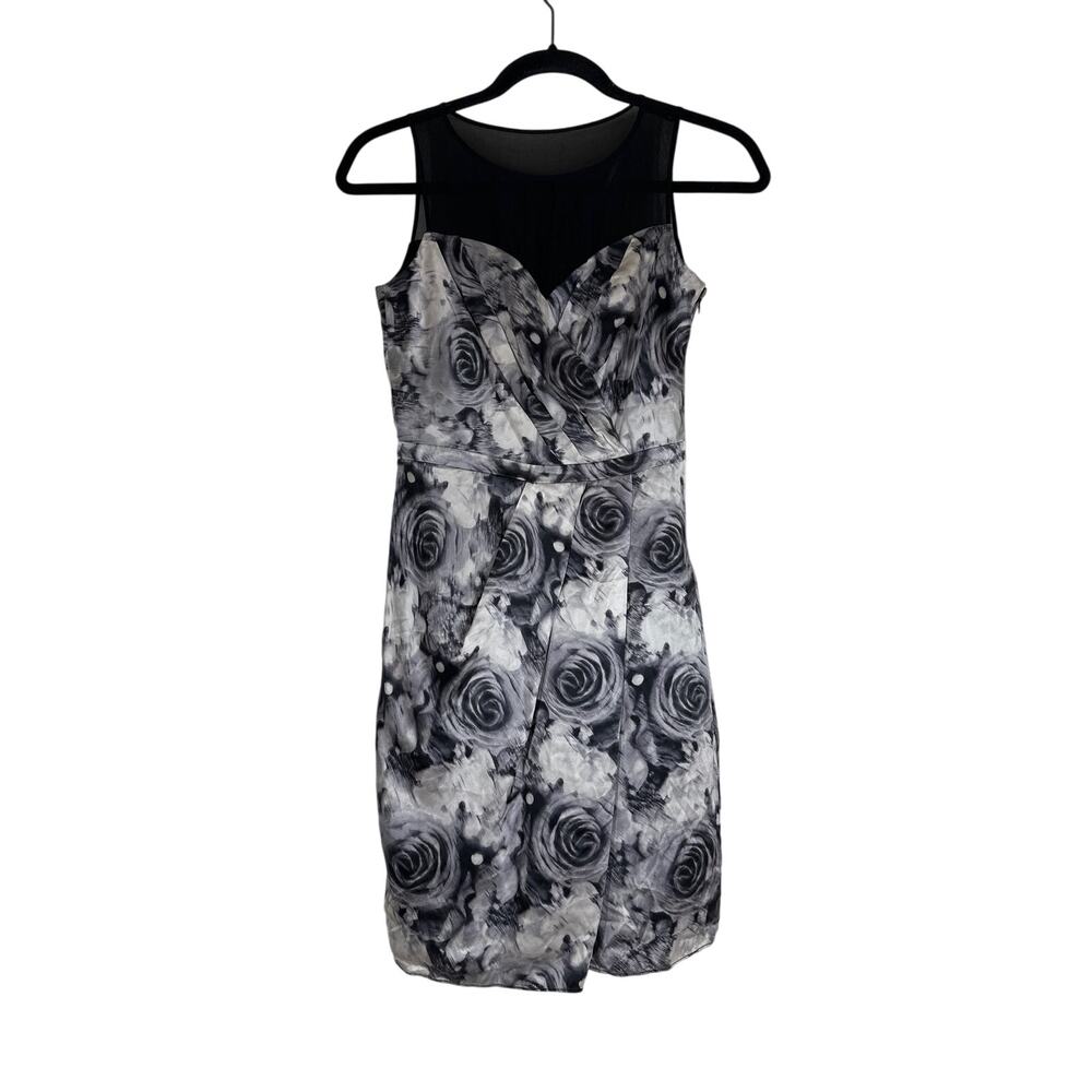 Cynthia Steffe Silk Floral Dress Sleeveless Black White Rose Print Sz 0 Sheath